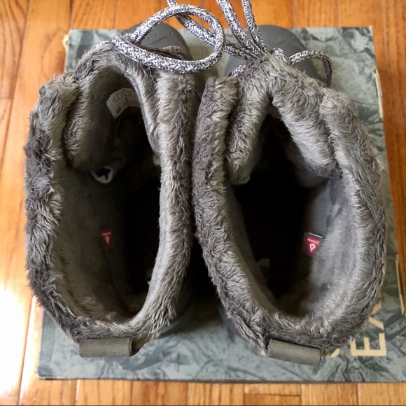 The North Face Shellista II Shorty Winter Boots - Picture 9 of 11